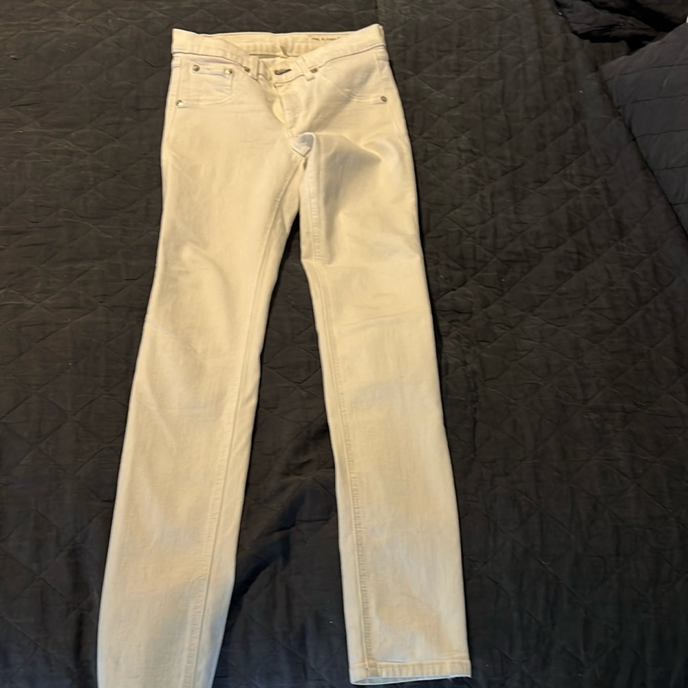 88% cotton8% poly 3% elastine rag and bone skinny jeans